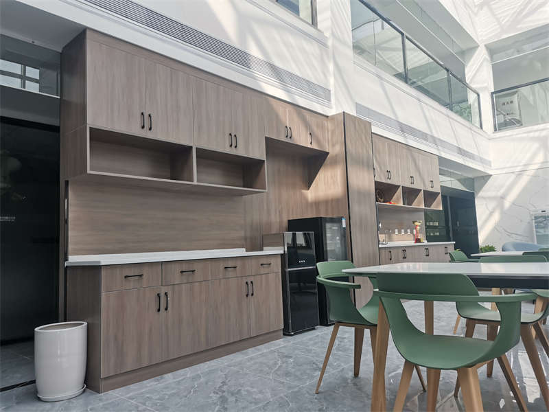 <a href=http://m.programante.com/bgs/ target=_blank class=infotextkey>合肥辦公樓裝修</a>